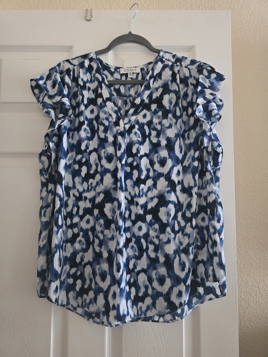 Chaus Tops - Chaus Blue and White Abstract Print Top